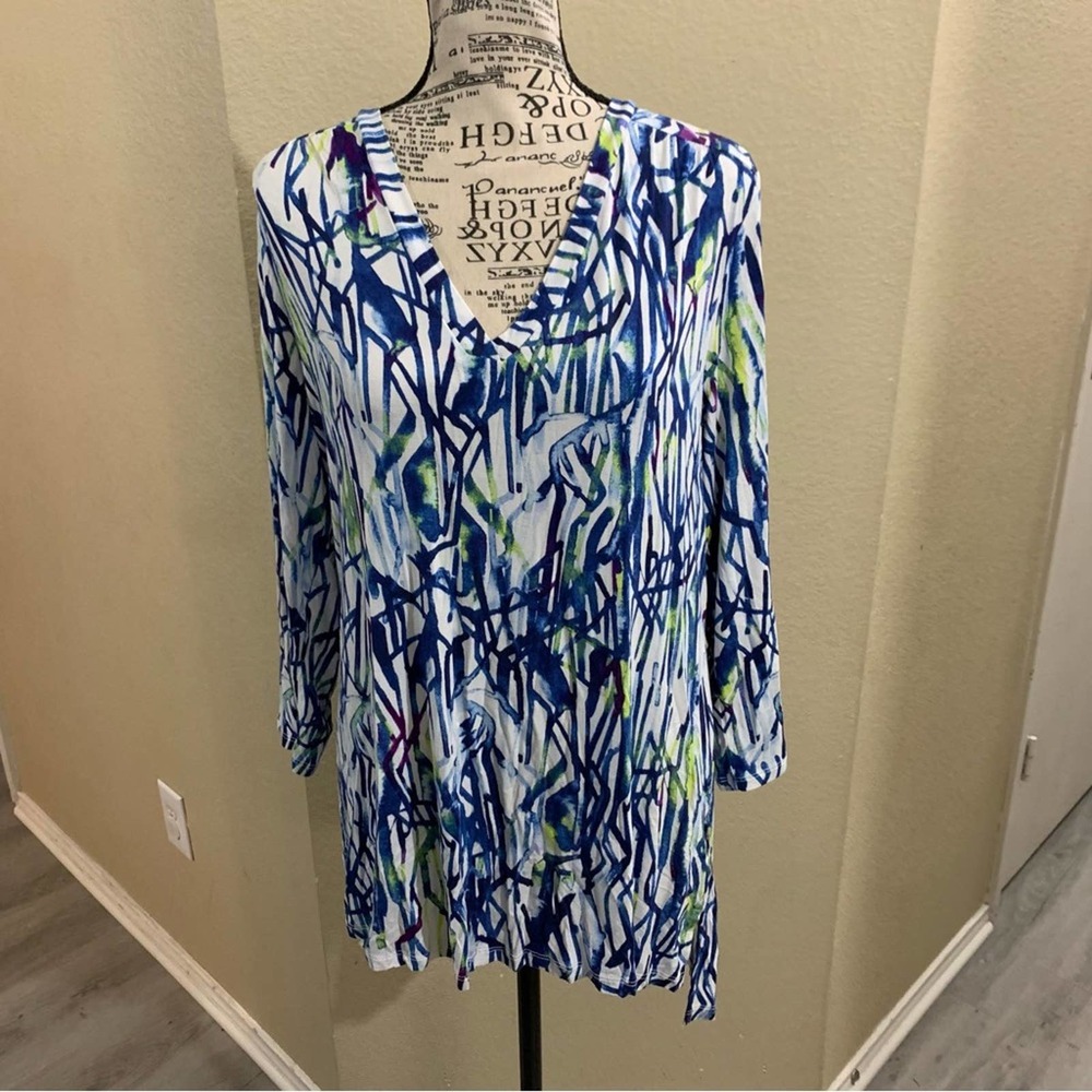 Liz Claiborne blue and white long sleeve size XL